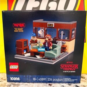 Stranger Things Lego set #40891 “The Squawk” Radio Station & minifigures New NIB